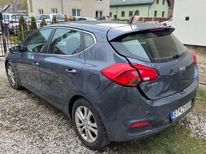 KIA CEED 1.6Crdi 2013 Automat PLNE POJAZDNÉ - 2