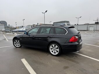 BMW Rad 3 330xd Touring A/T - 2