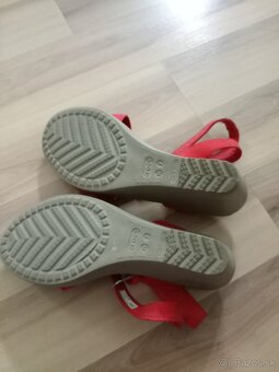 Crocs sandalky 37 velkost - 2