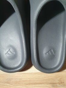 Adidas Yeezy slides onyx - 2
