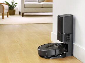 iRobot Roomba i7+ NOVÝ - 2