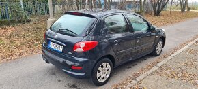 Peugeot 206+ - 2