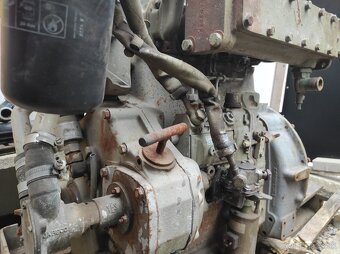 Deutz motor 3valec - 2