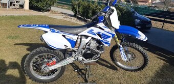 Yamaha YZF 450 - 2