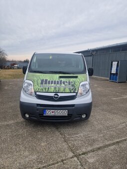 Opel Vivaro 2.5 cdti - 2