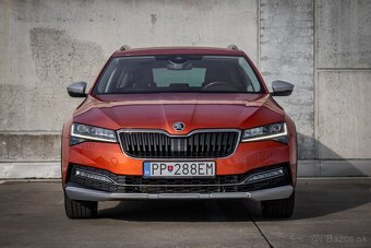 Škoda Superb Combi 2.0 TSI Scout 4x4 DSG - 2