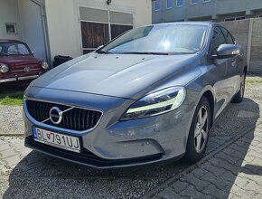 Volvo V40  T2  1.5 - automat - benzín - 2