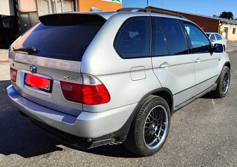 BMW X5 4.4 V8 - 2