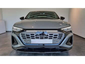 Audi Q8 e-tron S line 50 quattro - 2