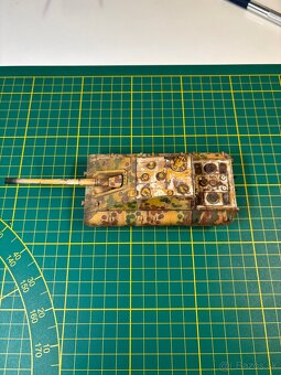 Model DE tank - 2