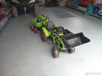 Šliapací traktor 1010W Claas Axos s nakladačom, rýpadlom a v - 2