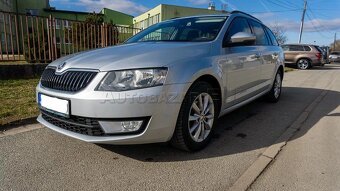 Octavia Combi 1.6 TDI 110k Style 7st. DSG - 2