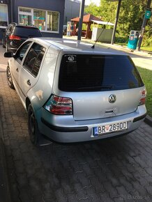 Golf 4 - 2