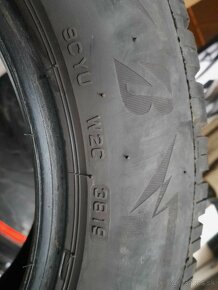 Zimné pneumatiky Brigestone 175/65 R15 - 2