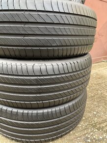 MICHELIN 205/55 R19 - DOT21 / 5-6mm - 2