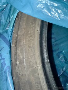 Predám Letné Pneu Brigenstone Potenza 235/40/R19 - 2