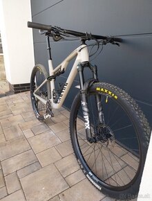 Canyon Lux Trail CF 2022 - 2