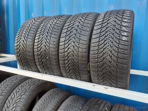 Zánovné zimné pneu 215/45R16 Kumho - 2