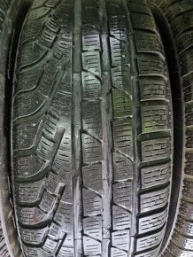 215/60R17 - 2