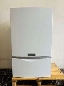 Predám kondenzačný plynový závesný kotol Vaillant ECO Tec - 2