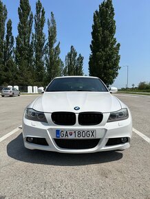 BMW 320d LCI XDrive A/T - 2