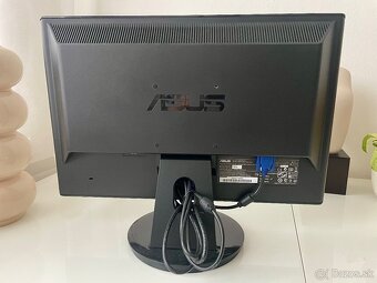 Predam LCD monitor Asus VH220D - 2