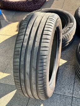 Michelin PILOT SPORT 4 SUV 255/55 R19 111 V Letné - 2