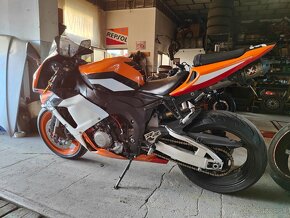 Honda CBR 1000rr - 2