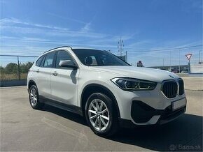 BMW X1 20i Xdrive AT-8. Slovenské Vozidlo Model 2022 - 2