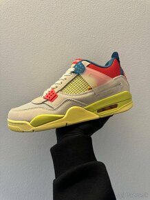 Air Jordan 4 Retro Guava Ice - 2