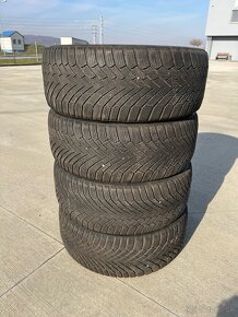 Zimné pneumatiky CONTINENTAL 225/45 R17 dezen 4-5mm DOT 3120 - 2