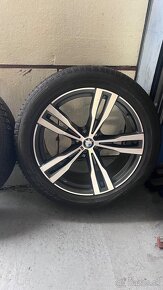 Org. zimne obutie BMW X7 M R21 - 2