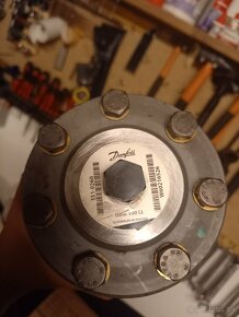 Hydraulicky motor - Danfoss OMR LL 100 , 1510260 - 2