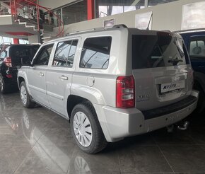 Jeep Patriot 2,2CRD 4x4 Overland - 2