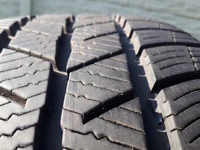 225/55 r17 zimne pneumatiky - 2