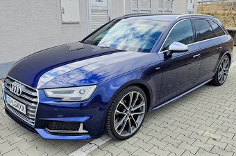 Audi S4 Avant --  122.000 km -- - 2