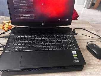 Herný 144hz notebook i7 10750H 6core,RTX 2060 6GB,16GB DDR 4 - 2