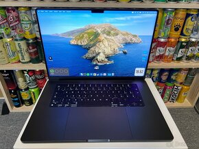 MacBook Pro 16" / M3 Pro / 18GB RAM / 512GB SSD - 2