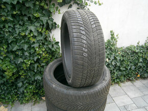 Predám 4x zimné pneu Bridgestone 265/45 R21 108VXL - 2