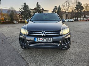 Volkswagen Touareg 3,0 TDI Panorama, Vzduchový podvozok - 2