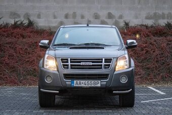 ISUZU D MAX 3,0 DIESEL 4X4 AUTOMAT - 2