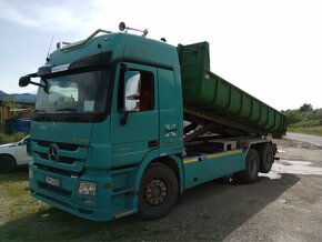 Predam hakovy nosič kontajnerov Mercedes actros 2546 - 2