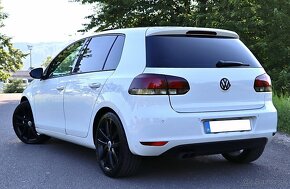 VOLKSWAGEN GOLF VI.  2.0TDi HIGHLINE - 2