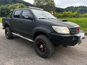 Toyota Hilux DC 3.0 I D-4D Sol A/T - 2