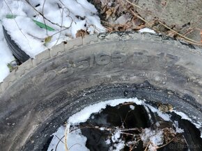 Zimné 235/65 R17 - 2