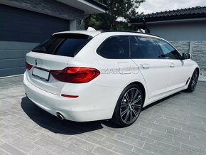 BMW Rad 5 Touring 530d xDrive A/T DSG - 2