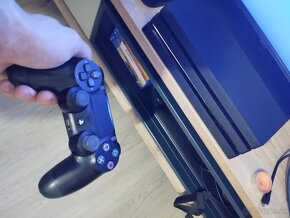 Playstation 4 pro 1 tb - 2