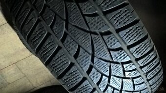 2 ks ZIMNÉ 235/50 R19 103H DUNLOP cca 6-6,5 mm LEN 35,-€/kus - 2