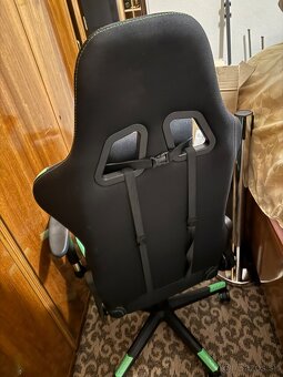 Kancelárske / herne kreslo DXRacer - 2