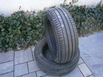 Predám 2x letné pneu Michelin 215/60 R17 96VXL - 2